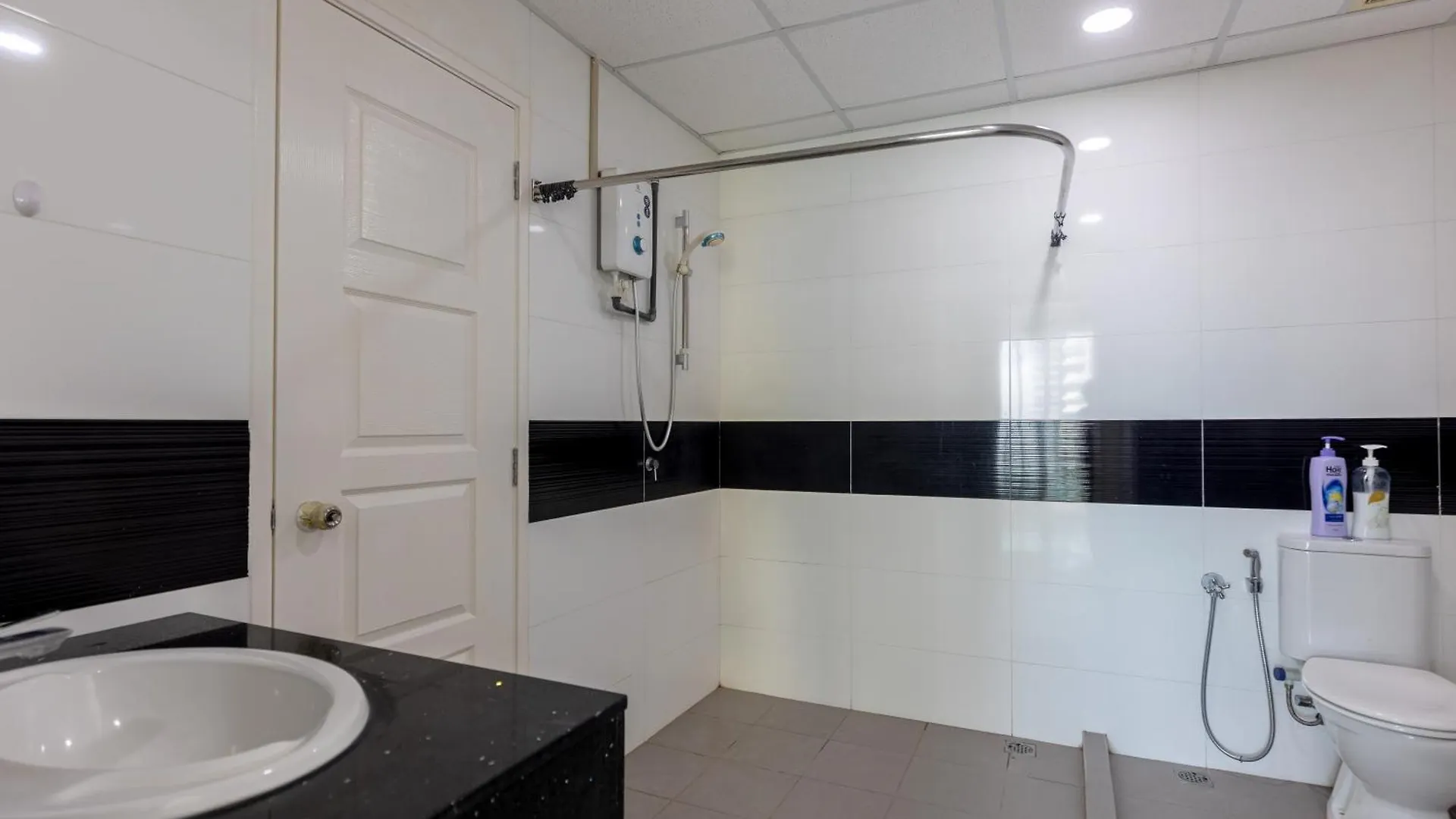 Apartmán M Hero George Town